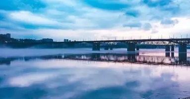 Вид на Николаевский мост