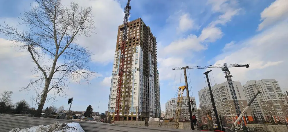 Кватриры до 6 млн в красноярске, на фото ЖК Серебряный